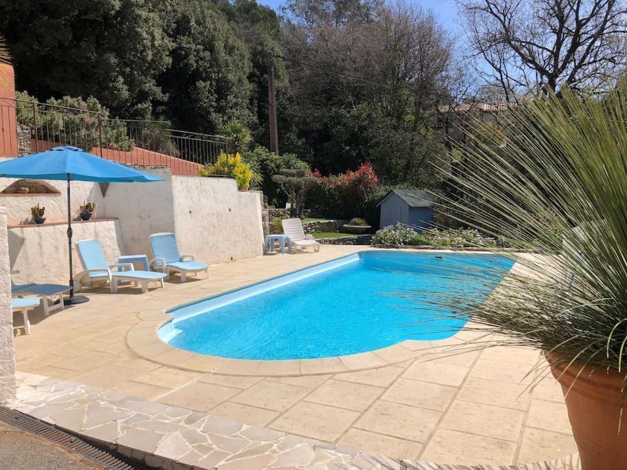 Appartement Dans La Colline Belgentier ภายนอก รูปภาพ