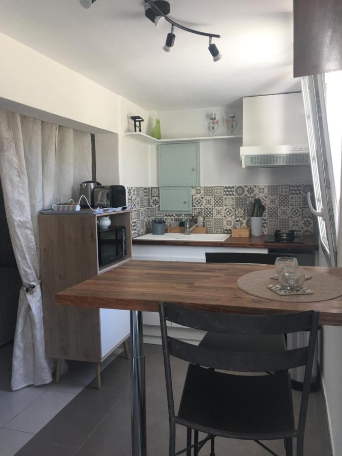 Appartement Dans La Colline Belgentier ภายนอก รูปภาพ