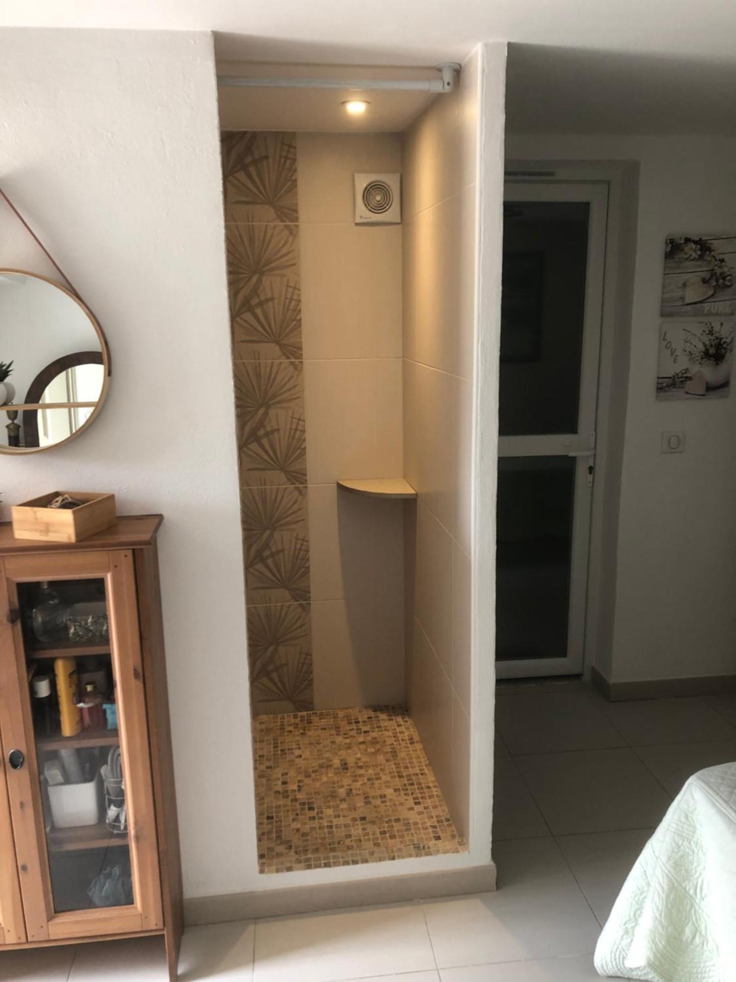 Appartement Dans La Colline Belgentier ภายนอก รูปภาพ